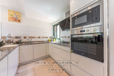 Villa a Cala Tarida, Ibiza, Cala Tarida - € 795.000 | Ref: CVE074 - foto 16